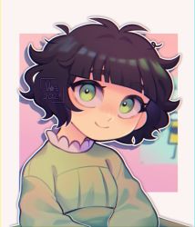 Rule 34 | 1girl, black hair, blunt bangs, buttercup (ppg), buttercup redraw challenge (meme), derivative work, drop shadow, green eyes, green pajamas, highres, looking at viewer, meme, messy hair, outline, pajamas, powerpuff girls, screenshot redraw, shadow, sleepyhum4n, smile, solo, under covers, upper body, white outline