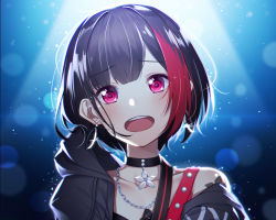 1girl :d bang_dream! bare_shoulders black_choker black_hair black_jacket blush choker collarbone commentary_request earrings female_focus glint head_tilt highres hood hood_down hooded_jacket jacket jewelry looking_at_viewer mitake_ran multicolored_hair off_shoulder open_mouth portrait red_eyes red_hair round_teeth smile solo streaked_hair teeth the_cold upper_teeth_only