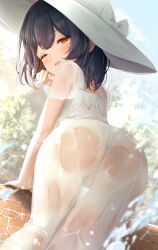 1girl absurdres ass bent_over black_hair blush bow brick_wall commentary_request dress from_behind hat hat_bow highres idolmaster idolmaster_shiny_colors looking_at_viewer morino_rinze one_eye_closed open_mouth red_eyes see-through_clothes see-through_dress see-through_silhouette short_hair sky_cappuccino smile solo sun_hat sundress thighs wet wet_clothes wet_dress white_bow white_dress white_hat