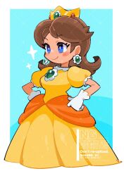 Rule 34 | 1girl, an-chan (ananna0315), blue eyes, brooch, brown hair, crown, dress, earrings, flipped hair, flower brooch, flower earrings, gloves, hands on own hips, highres, jewelry, long hair, mario (series), nintendo, princess daisy, puffy sleeves, smile, solo, white gloves, yellow dress