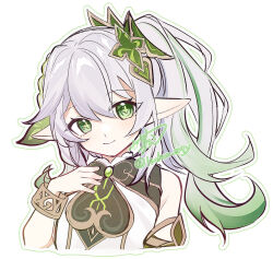 1girl azu_ma_ux_xu bare_shoulders bracelet closed_mouth commentary cropped_torso cross-shaped_pupils detached_sleeves genshin_impact gold_trim gradient_hair green_eyes green_hair green_sleeves hair_between_eyes hair_ornament hand_up highres jewelry leaf_hair_ornament long_hair looking_at_viewer multicolored_hair nahida_(genshin_impact) outline pointy_ears side_ponytail signature sleeveless smile solo symbol-only_commentary symbol-shaped_pupils twitter_username white_background white_hair