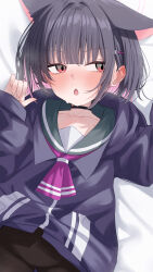 1girl absurdres animal_ears bike_shorts black_choker black_hair black_jacket blue_archive blush choker colored_inner_hair embarrassed extra_ears green_sailor_collar highres jacket kazusa_(blue_archive) long_sleeves looking_to_the_side multicolored_hair neckerchief pink_hair pink_neckerchief red_eyes sailor_collar shirt short_shorts shorts sleeves_past_wrists solo wendao white_shirt