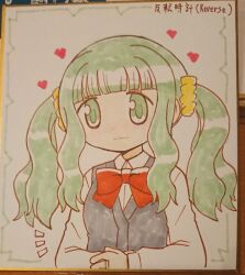 1girl blunt_bangs bow bowtie closed_mouth collared_shirt cosplay dot_nose futaba_sana green_eyes green_hair grey_vest hair_ornament hair_scrunchie heart long_sleeves looking_at_viewer magia_record:_mahou_shoujo_madoka_magica_gaiden mahou_shoujo_madoka_magica marker_(medium) notice_lines red_bow red_bowtie reverse_(bluefencer) school_uniform scrunchie shikishi shirt sidelocks simple_background smile solo takarazaki_school_uniform traditional_media twintails upper_body vest wavy_hair white_shirt yellow_scrunchie