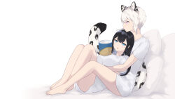 2girls :o animal_ear_fluff animal_ears barefoot black_hair blue_eyes breasts cait_aron hagoromo_yaya hair_between_eyes highres kusubashi_shiya large_breasts leopard_ears leopard_girl leopard_tail melty_connect mouth_hold multiple_girls object_on_breast parted_lips pillow purple_eyes shirt short_hair short_sleeves simple_background tail virtual_youtuber white_background white_hair white_shirt