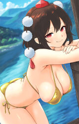 1girl bent_over bikini black_hair blurry blurry_background blush breasts closed_mouth commentary_request crossed_arms hat highres hinben large_breasts looking_at_viewer outdoors pom_pom_(clothes) red_eyes red_hat shameimaru_aya short_hair side-tie_bikini_bottom skindentation smile solo swimsuit tokin_hat touhou