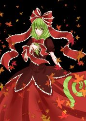 1girl absurdres arm_ribbon autumn_leaves bow chinese_commentary closed_mouth commentary_request falling_leaves frilled_bow frilled_ribbon frills front_ponytail green_eyes green_hair grover.y hair_bow hair_ribbon highres kagiyama_hina leaf long_hair looking_at_viewer red_bow red_ribbon red_shirt red_skirt ribbon shirt short_sleeves skirt solo touhou