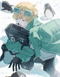 Rule 34 | &gt; &lt;, 1boy, bird, black gloves, black pants, blonde hair, coat, container, footprints, gloves, goggles, goggles on head, green coat, hasugu, highres, holding, limbus company, open mouth, package, pants, penguin, project moon, shirt, short hair, sinclair (project moon), snow, snowing, sweat, sweatdrop, wavy mouth, white shirt