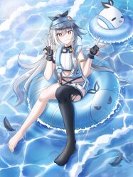 1girl :d absurdres beach black_gloves black_hair black_nails black_thighhighs double_v fingerless_gloves full_body gloves goggles goggles_around_neck grin herrscher_of_sentience herrscher_of_sentience_(ooh!_summer!) highres honkai_(series) honkai_impact_3rd innertube jingwei_(bird) long_hair looking_at_viewer ocean open_mouth ponytail red_eyes single_thighhigh smile swim_ring swimsuit teeth thighhighs v very_long_hair visor_cap yilisi