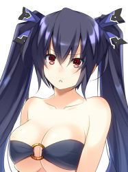 &gt;:( 1girl bandeau bare_arms bare_shoulders bikini black_hair blue_ribbon breasts cleavage collarbone commentary_request doria_(p_f_dolia) female_focus frown hair_between_eyes hair_ribbon large_breasts looking_at_viewer neptune_(series) noire_(neptunia) o-ring o-ring_top red_eyes ribbon sidelocks simple_background solo strapless strapless_bikini swimsuit twintails upper_body white_background