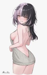 1girl absurdres ass back backboob backless_outfit bare_shoulders black_hair blush breasts commentary cropped_legs fang from_behind grin hair_ornament highres hololive hololive_english iuuu_ru long_hair looking_at_viewer looking_back median_furrow meme_attire multicolored_hair naked_sweater ribbed_sweater shiori_novella shoulder_blades signature simple_background skin_fang smile solo split-color_hair sweater thighs two-tone_hair virgin_killer_sweater virtual_youtuber white_background white_hair white_sweater yellow_eyes