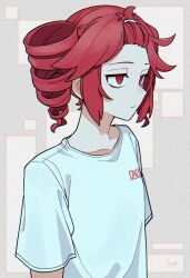 1girl alternate_costume alternate_hairstyle arms_at_sides bangs_pinned_back closed_mouth collarbone commentary_request drill_hair expressionless grey_background highres kasane_teto looking_ahead red_hair sato_(r017xts117) shirt short_sleeves solo twin_drills upper_body utau white_shirt