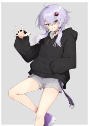 1girl ahoge androgynous black_choker black_sweater blush boots choker commentary denim denim_shorts falling flat_chest grey_background grey_eyes grey_hair grey_shorts grin hair_ornament hand_in_pocket hand_up highres leaning_back leg_up long_sleeves looking_at_viewer purple_boots short_hair_with_long_locks short_shorts shorts simple_background smile solo standing standing_on_one_leg sweater vocaloid voiceroid yuzuki_yukari zooanime