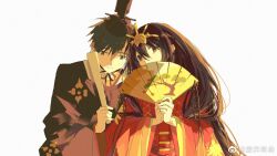 1boy 1girl black_eyes black_hair covering_own_mouth feiqi_chelun folding_fan hand_fan hat highres hina_ningyou hirabitai holding holding_fan japanese_clothes karaginu_mo long_hair sakai_yuuji shakugan_no_shana shana sokutai tate_eboshi watermark weibo_username weibo_watermark white_background