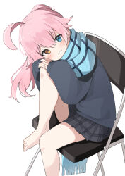 1girl ahoge bare_legs barefoot blue_archive blue_eyes blue_scarf blush chair commentary dot_nose double-parted_bangs feet folding_chair foot_out_of_frame grey_skirt grey_sweater grin hair_between_eyes hands_on_own_knee head_tilt heterochromia highres hoshino_(blue_archive) hoshino_(second_year)_(blue_archive) interlocked_fingers long_bangs long_hair long_sleeves looking_at_viewer miniskirt no_halo on_chair own_hands_together pink_hair plaid_clothes plaid_skirt pleated_skirt ponytail scarf simple_background sitting skirt smile solo sweater toes white_background yellow_eyes yoimura