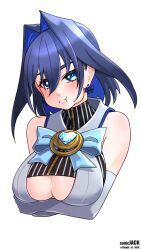 1girl :t arms_under_breasts artist_name bare_arms black_hair blue_bow blue_bowtie blue_hair blush bow bow_earrings bowtie breasts cleavage_cutout clothing_cutout colored_inner_hair commentary cropped_torso earrings elbow_gloves gloves hair_between_eyes hair_intakes heart-shaped_gem highres hololive hololive_english jewelry knight_of_jack large_breasts looking_at_viewer medium_hair multicolored_hair ouro_kronii ouro_kronii_(1st_costume) pout puffy_cheeks simple_background sleeveless solo twitter_username two-tone_hair upper_body virtual_youtuber white_background white_gloves zipper zipper_pull_tab