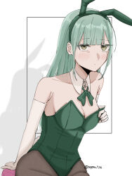 1girl animal_ears bang_dream! bang_dream!_it&#039;s_mygo!!!!! black_hair bow bowtie commentary_request detached_collar elbow_gloves fake_animal_ears gloves green_bow green_bowtie green_hair green_leotard highres leotard nagomu_7_56 playboy_bunny rabbit_ears solo strapless strapless_leotard v-shaped_eyebrows wakaba_mutsumi white_background white_gloves