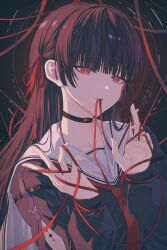 1girl absurdres arm_cutout black_choker black_hair black_shirt blunt_bangs chisa_(wuthering_waves) choker collarbone commentary_request hair_ribbon highres korean_commentary long_hair looking_at_viewer mouth_hold neckerchief nininininil parted_lips red_eyes red_neckerchief red_ribbon ribbon sailor_collar shirt solo tacet_mark_(wuthering_waves) upper_body white_sailor_collar wuthering_waves