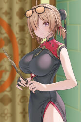 asamura_hiori china_dress chinese_clothes clothing_cutout cutout_above_navel dress eyewear_on_head fingerless_gloves gloves hair_over_one_eye hand_fan holding holding_fan orange-tinted_eyewear single_fingerless_glove sunglasses sweety_(zenless_zone_zero) tinted_eyewear tuanshan underboob_cutout yellow-tinted_eyewear zenless_zone_zero