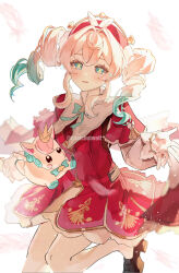 1girl aqua_bow aqua_bowtie aqua_eyes aqua_hair black_shoes bow bowtie chaichaiwolf dress drill_hair hat highres honkai:_star_rail honkai_(series) hyacine_(honkai:_star_rail) little_ica_(honkai:_star_rail) looking_at_viewer multicolored_hair pantyhose pink_hair red_dress red_hat shoes simple_background smile twin_drills twitter_username two-tone_hair white_background white_pantyhose