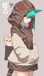 1girl absurdres aqua_hair blush cat cowboy_shot grey_background hands_in_pockets highres hood hoodie kemono_friends looking_at_viewer notora sand_cat sand_cat_(kemono_friends) simple_background tail translation_request tsuchinoko_(kemono_friends) whiskers