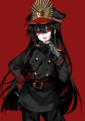 1girl absurdres belt black_belt black_hair black_hat black_jacket black_pants buttons cowboy_shot crest empty_eyes family_crest fate/grand_order fate_(series) gloves grey_gloves hand_on_own_hip hat highres jacket koha-ace long_hair long_sleeves looking_at_viewer military_uniform oda_nobunaga_(fate) oda_uri open_clothes pants red_eyes simple_background smile solo xixing_chun