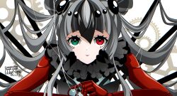 1girl black_hair black_vest breasts doll_joints fate/grand_order fate_(series) gears green_eyes grey_hair hair_between_eyes heterochromia highres joints kashin_koji_(fate) kashin_koji_(third_ascension)_(fate) long_hair looking_at_viewer medium_breasts multicolored_hair neck_ruff red_eyes sidelocks smile solo very_long_hair vest wagu_neru white_hair