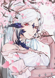 1girl au_ra backward_facing_horns bow branch cherry_blossoms closed_mouth dated dress final_fantasy final_fantasy_xiv fingerless_gloves gloves hair_bow hair_ornament hairband hairclip highres holding holding_branch horns liz_gray looking_at_viewer monster_girl pink_gloves pink_hairband red_eyes scales smile solo upper_body warrior_of_light_(ff14) white_dress white_hair