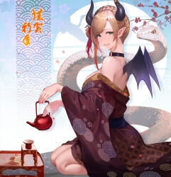 1girl bare_shoulders blonde_hair blue_eyes breasts brown_kimono chinese_zodiac cleavage demon_girl demon_horns demon_wings hair_bun highres holding holding_teapot hololive horns japanese_clothes kimono kneeling large_breasts maro2ki3 new_year pointy_ears single_side_bun snake solo teapot virtual_youtuber white_snake wings year_of_the_snake yuzuki_choco