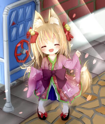 animal_ears bell closed_eyes emil_chronicle_online fox_ears fox_girl fox_tail geta hair_bell hair_ornament hair_ribbon highres japanese_clothes kimono loki_alma loli open_mouth purple_ribbon red_ribbon ribbon smile tail usanekohsacec