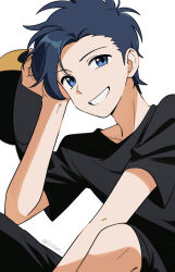 1boy baseball_cap black_hair black_pants black_shirt blue_eyes chueog commentary_request ethan_(pokemon) grin hat highres holding holding_unworn_clothes holding_unworn_hat korean_commentary looking_to_the_side male_focus nintendo pants pokemon pokemon_hgss shirt short_sleeves sideways_glance simple_background sitting smile solo t-shirt teeth uneven_eyes unworn_hat unworn_headwear white_background
