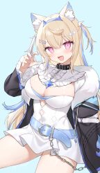 1girl absurdres animal_ear_fluff animal_ears aqua_background belt black_collar blonde_hair blue_belt blue_hair blue_nails breasts chain cleavage collar cowboy_shot fuwawa_abyssgard fuwawa_abyssgard_(1st_costume) highres hololive hololive_english large_breasts miyayoki multicolored_hair simple_background solo two-tone_hair
