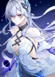 1girl absurdres arano_(waikuni11) bare_shoulders black_hole breasts closed_mouth collarbone commentary_request dress genshin_impact gloves gradient_gloves grey_hair hair_intakes hair_ornament highres large_breasts long_hair looking_at_viewer partial_commentary pink_eyes purple_gloves red_eyes skirk_(genshin_impact) solo upper_body very_long_hair white_dress