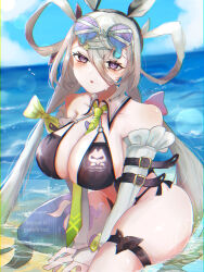 1girl animal_ears bare_shoulders beach black_one-piece_swimsuit blue_sky breasts cleavage eyewear_on_head fake_animal_ears fate/grand_order fate_(series) green_necktie grey_hair hair_rings highleg highleg_one-piece_swimsuit highres huyan_zhuo_(fate) huyan_zhuo_(swimsuit)_(fate) large_breasts long_hair looking_at_viewer masteryakiniku multicolored_hair navel necktie ocean one-piece_swimsuit plunging_neckline purple_eyes rabbit_ears shore sky solo streaked_hair sunglasses swimsuit