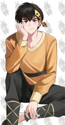 1boy absurdres barefoot black_eyes black_hair black_pants black_trim closed_mouth commentary_request fang hand_on_own_cheek hand_on_own_face headband hibiki_ryouga highres light_blush looking_up male_focus pants patterned_background pig ranma_1/2 shirt short_hair sitting skin_fang solo tnkudonya yellow_headband yellow_shirt yellow_trim