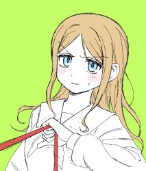 1girl bang_dream! bang_dream!_it&#039;s_mygo!!!!! blue_eyes blush brown_hair commentary_request green_background holding holding_leash korean_commentary leash long_hair long_sleeves nagasaki_soyo parted_lips s0y0ring school_uniform simple_background solo sweatdrop trembling tsukinomori_school_uniform upper_body