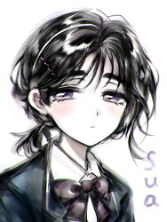 1girl alien_stage black_hair blue_jacket bobby_pin bow bowtie character_name chinese_commentary collared_shirt commentary diagonal-striped_bow diagonal-striped_bowtie diagonal-striped_clothes gangsiqiu_zhansi hairband half-closed_eyes highres jacket looking_to_the_side low_ponytail official_alternate_costume ponytail purple_eyes school_uniform shirt short_ponytail simple_background solo striped_clothes sua_(alien_stage) white_background white_shirt