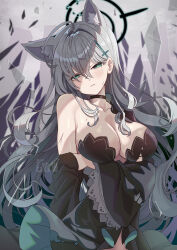 1girl ahoge artist_name bare_shoulders black_choker black_dress black_halo blue_archive blue_eyes breasts choker cleavage closed_mouth collarbone commentary_request cross_hair_ornament dress grey_hair hair_ornament halo highres large_breasts long_hair looking_at_viewer shiroko_(blue_archive) shiroko_terror_(blue_archive) solo xephonia