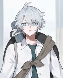 1boy :o antenna_hair blue_eyes blue_shirt collared_shirt commentary frying_pan hair_between_eyes highres honkai:_star_rail honkai_(series) looking_at_viewer male_focus open_clothes open_mouth open_shirt phainon_(chrysos_chef)_(honkai:_star_rail) phainon_(honkai:_star_rail) shirt short_hair solo upper_body white_hair white_shirt younomiti