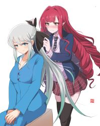 2girls absurdres baobhan_sith_(fate) black_bow black_thighhighs blue_eyes blue_jacket blue_skirt bow braid breasts earrings fate/grand_order fate_(series) grey_eyes grey_hair hair_bow highres jacket jewelry large_breasts long_hair long_sleeves morgan_le_fay_(fate) mother_and_daughter multiple_girls necktie pink_hair pointy_ears ponytail red_skirt sidelocks skirt smile tetsu_no_samurai thighhighs tying_hair very_long_hair