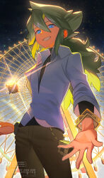 1boy =_(9_yawbus) black_pants black_shirt blue_eyes bracelet collared_shirt commentary_request ferris_wheel green_hair grin hair_behind_ear hair_between_eyes highres jewelry layered_sleeves long_hair long_sleeves looking_at_viewer male_focus n_(pokemon) nintendo open_clothes open_shirt outstretched_arm outstretched_hand pants pokemon pokemon_bw ponytail shirt sky smile solo standing star_(sky) starry_sky teeth turtleneck white_shirt wing_collar
