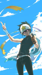 1boy absurdres aotu_world asymmetrical_gloves bandana belt black_hair black_pants black_shirt blue_sky brown_gloves chinese_commentary cloud cloudy_sky cowboy_shot day fingerless_gloves floating_clothes gloves hand_up headband highres holding holding_unworn_clothes jacket judagenjing looking_at_viewer male_focus outdoors pants parted_lips pointing pointing_up pointy_ears purple_eyes ray_(aotu_world) shirt sky sleeveless sleeveless_shirt smile solo standing star_(symbol) star_print unworn_jacket white_belt white_gloves white_headband white_jacket