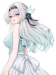1girl alternate_costume aqua_sweater bare_arms bare_shoulders black_hairband breasts firefly_(honkai:_star_rail) from_behind grey_hair hairband highres honkai:_star_rail honkai_(series) long_hair looking_at_viewer multicolored_eyes pink_eyes purple_eyes sana_(sanamaru_0w0) simple_background skirt sleeveless sleeveless_sweater smile solo sweater two-tone_eyes white_background white_skirt