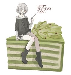 1girl b0ch0im bang_dream! bang_dream!_it&#039;s_mygo!!!!! black_boots black_shirt blue_eyes boots character_name commentary food food_on_face fork happy_birthday hashtag-only_commentary heterochromia highres holding holding_fork kaname_raana layered_sleeves long_sleeves matcha_(food) oversized_food oversized_object shirt short_hair short_over_long_sleeves short_sleeves sitting solo white_hair white_shirt yellow_eyes