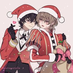 Rule 34 | 2boys, akechi gorou, amamiya ren, bag, black gloves, black hair, blush, brown hair, christmas, gloves, grin, hat, heart, highres, holding, holding bag, jacket, male focus, multiple boys, open mouth, persona, persona 5, pink ribbon, red jacket, ribbon, santa hat, smile, teeth, upper body, yaoi, zozakura