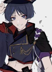 1boy aiguillette alternate_costume black_cloak black_hair black_hat black_jacket black_sleeves blunt_ends bright_pupils cloak cropped_jacket eyeliner eyeshadow genshin_impact hat high_collar highres jacket lapels layered_sleeves looking_at_viewer makeup male_focus midriff multicolored_hair navel open_mouth peaked_cap purple_rope purple_sleeves red_eyeliner red_eyeshadow rope scaramouche_(genshin_impact) sgm618 shimenawa short_sleeves smile solo streaked_hair suit_jacket tassel tsurime twitter_username two-sided_cloak two-sided_fabric white_background white_mouth white_pupils white_rope wispy_bangs