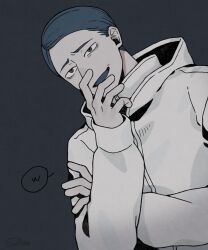 1boy blue_eyes blue_hair commentary furrowed_brow grey_background hand_on_own_arm hand_up hood hood_down hooded_jacket jacket long_sleeves looking_at_viewer male_focus monochrome seikoo_caffeine short_hair simple_background sleeves_past_wrists smile solo speech_bubble toshi_densetsu_kaitai_center upper_body white_jacket yamada_gasmask