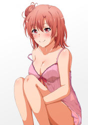 1girl breasts cleavage closed_mouth collarbone commentary_request hair_bun highres knee_up konoyan large_breasts lingerie medium_hair negligee red_eyes red_hair red_ribbon ribbon simple_background single_side_bun smile solo squatting underwear white_background yahari_ore_no_seishun_lovecome_wa_machigatteiru. yuigahama_yui