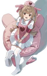 1girl apron armband bandaged_wrist bandages brown_hair collared_dress dress hair_ornament hat heart heart_print higa_(gominami) highres long_hair looking_at_viewer natori_sana natori_sana_(nurse) nurse nurse_cap pink_apron pink_armband pink_shoes puffy_short_sleeves puffy_sleeves rabbit_hair_ornament red_eyes sana_channel shoes short_sleeves simple_background smile solo thighhighs two_side_up unworn_shoes virtual_youtuber white_background white_dress white_thighhighs