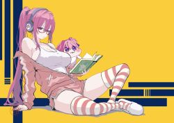 1977_oj3 1girl :3 absurdres alternate_costume blue_background blush book breasts cleavage closed_mouth commentary_request creature doro_(nikke) dorothy_(nikke) full_body goddess_of_victory:_nikke hair_between_eyes hair_intakes hand_rest headphones highres holding holding_book horizontal-striped_thighhighs jacket large_breasts long_hair long_sleeves off_shoulder pink_hair pink_jacket pink_shorts pink_thighhighs ponytail purple_eyes reading red-framed_eyewear semi-rimless_eyewear shirt shorts side_slit side_slit_shorts sitting skindentation sleeveless sleeveless_shirt slippers thighhighs track_jacket two-tone_background under-rim_eyewear white_shirt white_slippers white_thighhighs yellow_background