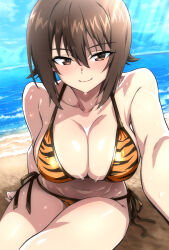 1girl animal_print beach bikini blue_sky breasts brown_eyes brown_hair cleavage day girls_und_panzer hair_between_eyes highres large_breasts looking_at_viewer nakahira_guy navel nishizumi_maho ocean outdoors print_bikini reaching reaching_towards_viewer short_hair side-tie_bikini_bottom sitting sky smile solo swimsuit tiger_print wet